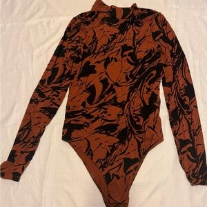 a new day Rust/Black leotard outfit